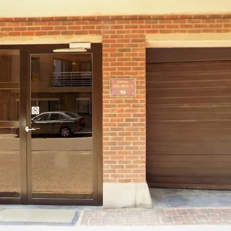 Gezellig In Mariakerke-oostende Lägenhet